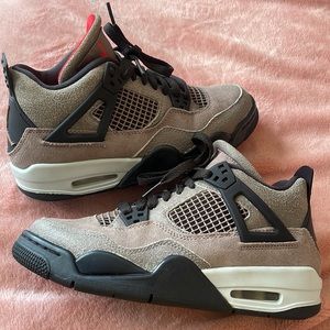 Air Jordan 4 Retro GS ‘Taupe Haze’